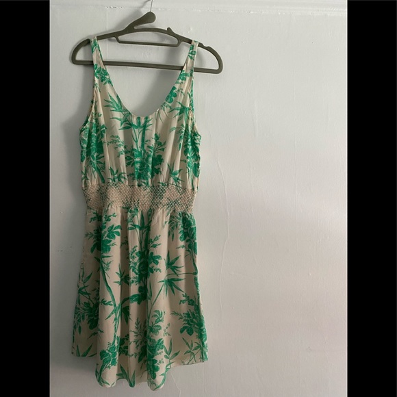 Aritzia printed dress - Picture 1 of 2